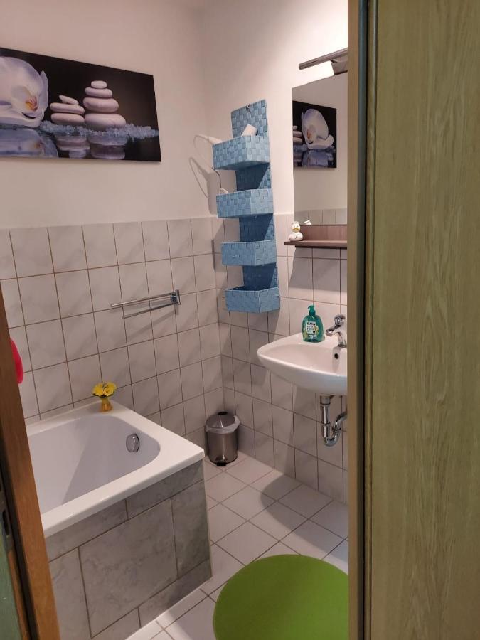 Ferienwohnung Rickyy ライヒェンバッハ・イム・フォークトラント エクステリア 写真